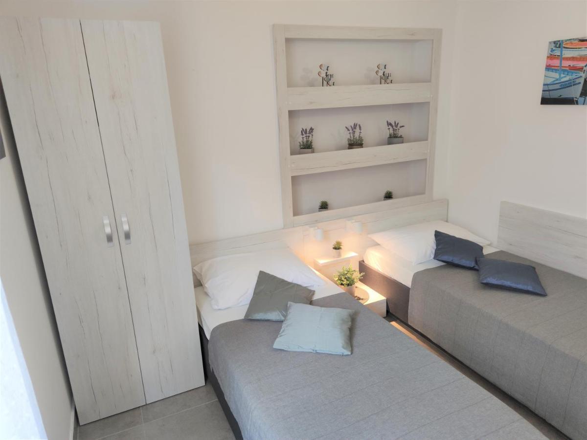 Apartments Rak Vis Eksteriør billede