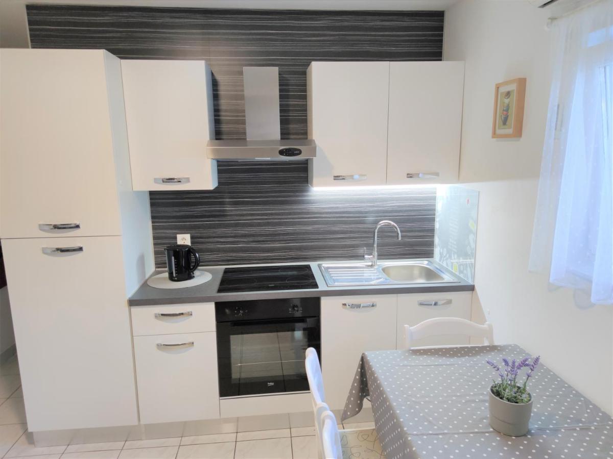 Apartments Rak Vis Eksteriør billede