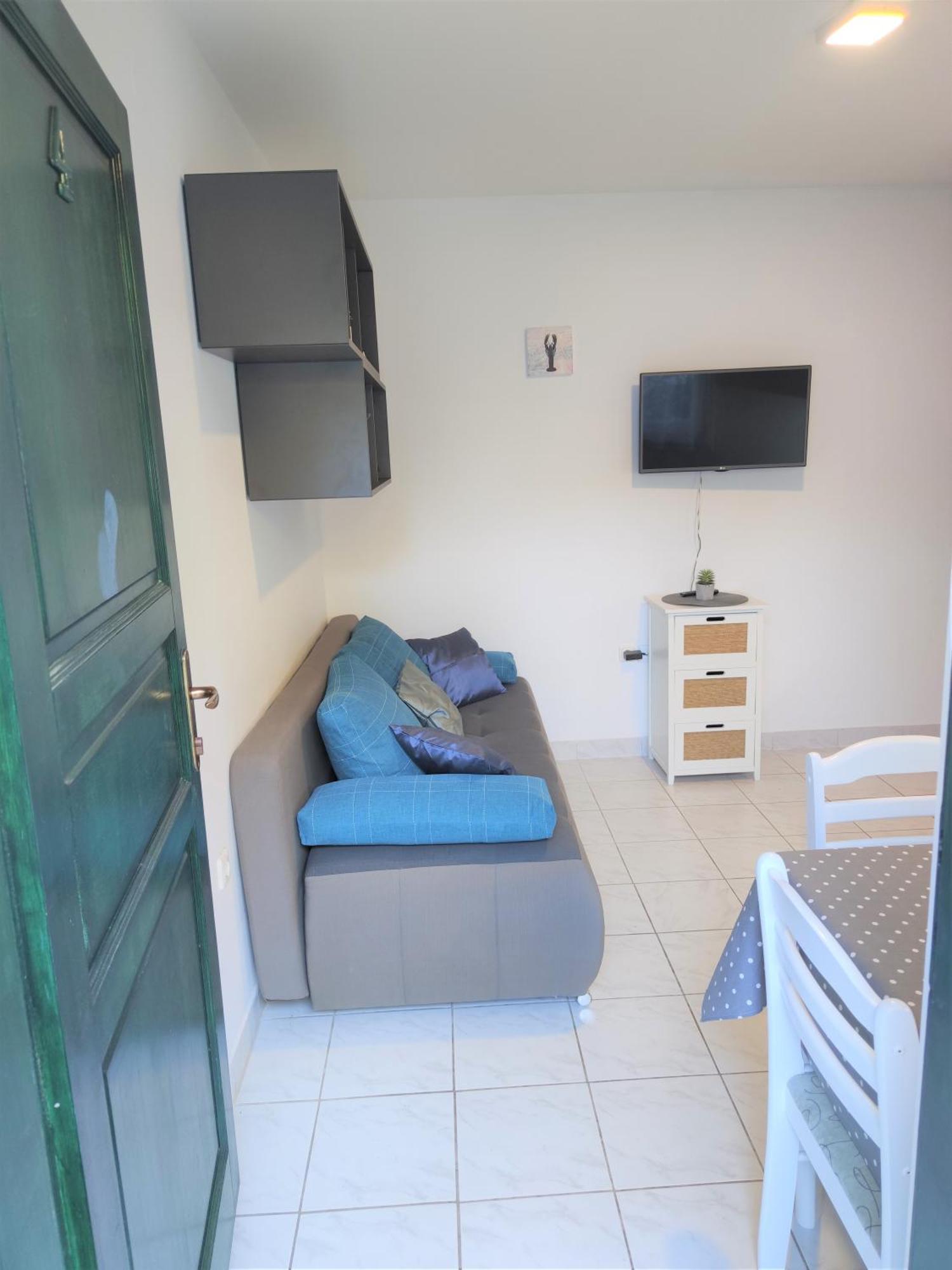 Apartments Rak Vis Værelse billede